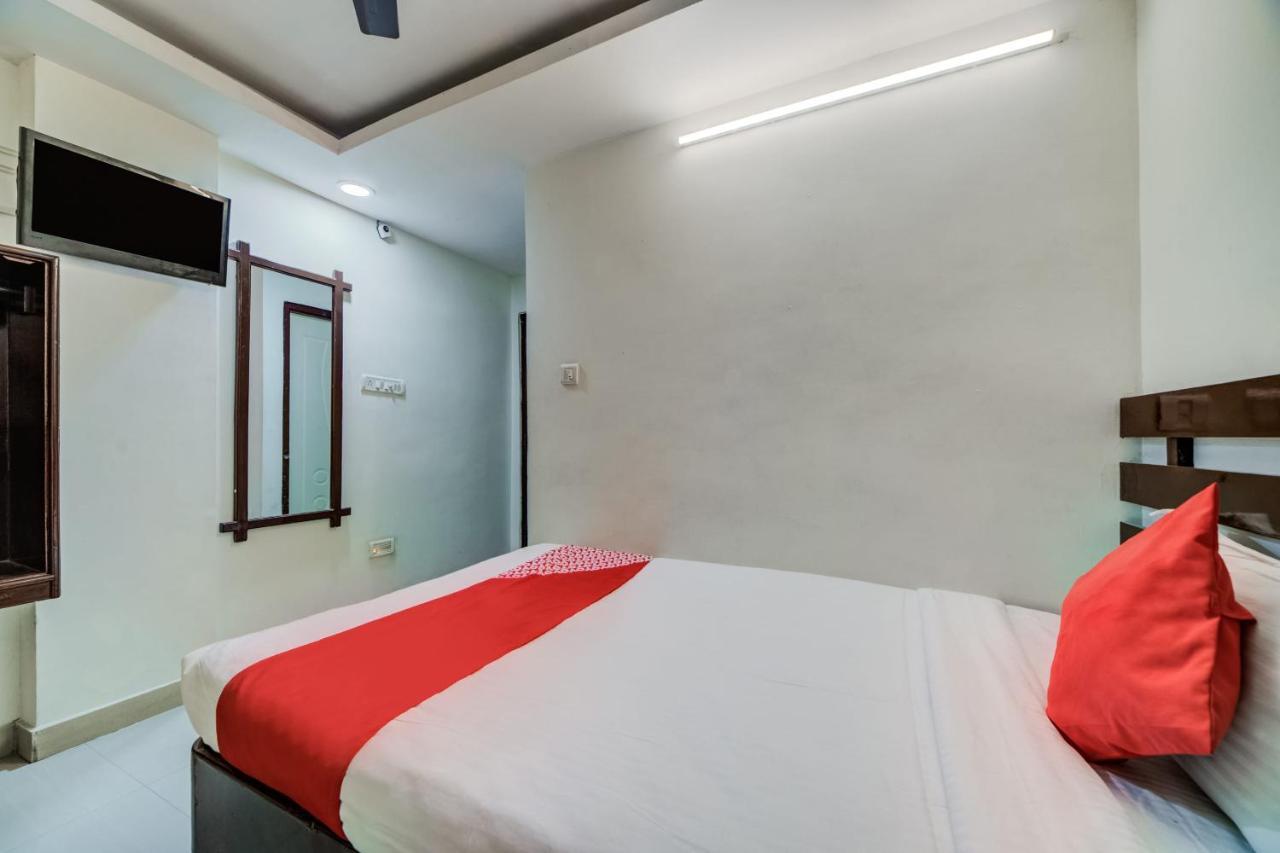 Oyo 33504 Hotel Ananda Inn Гайдарабад Екстер'єр фото
