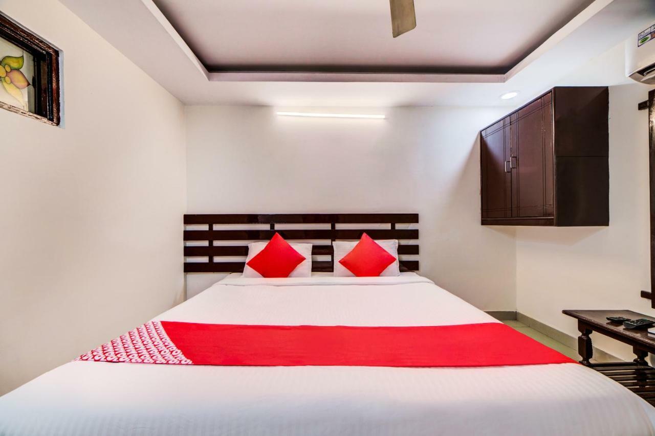 Oyo 33504 Hotel Ananda Inn Гайдарабад Екстер'єр фото