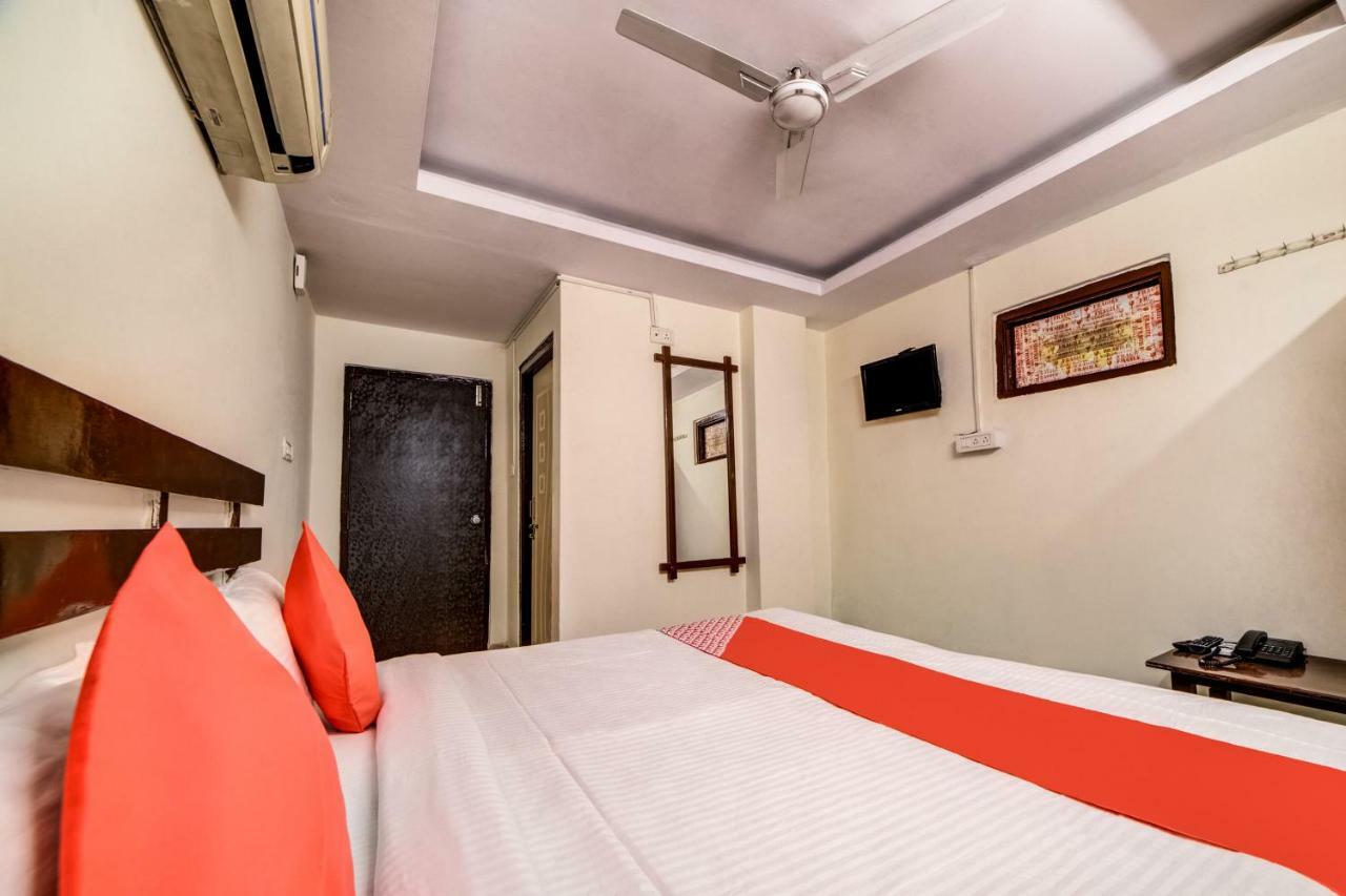 Oyo 33504 Hotel Ananda Inn Гайдарабад Екстер'єр фото